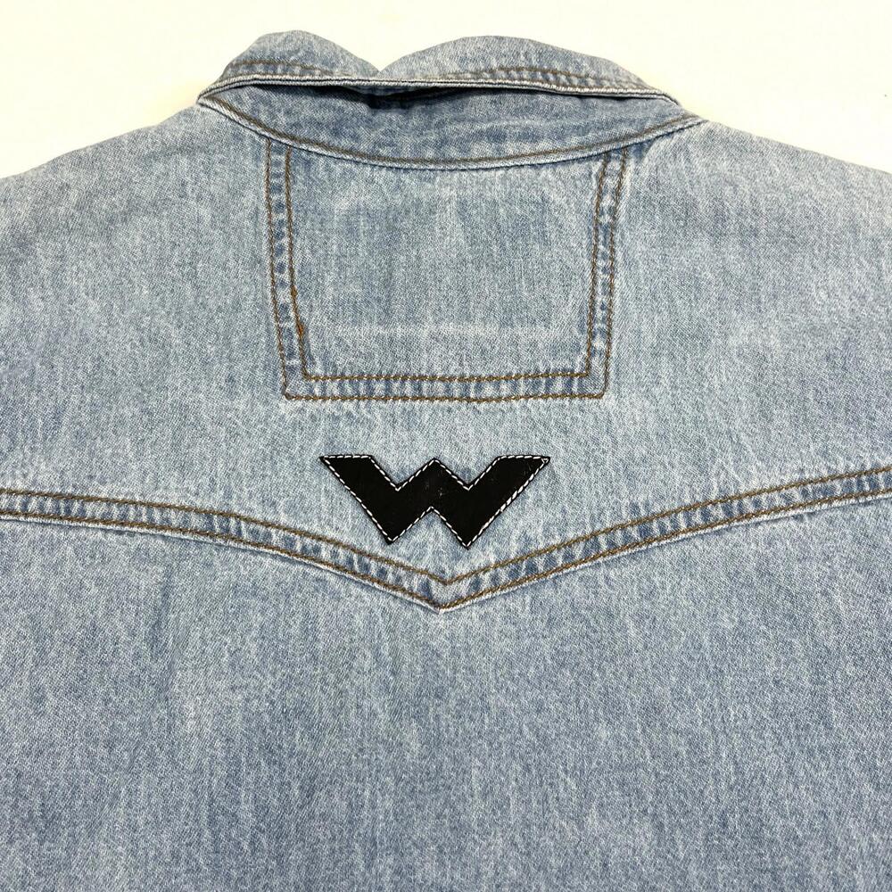Men's Light Blue Denim Western Shirt with Black and Orange Embroidery - Picture 9 of 11